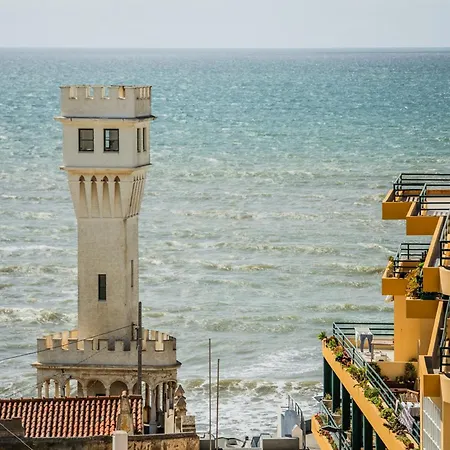 Casa Do Terraco - Center Of Santa Cruz With Sea View *