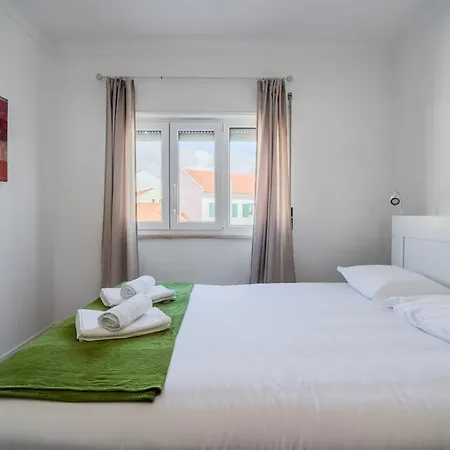 Casa Do Terraco - Center Of Santa Cruz With Sea View 아파트