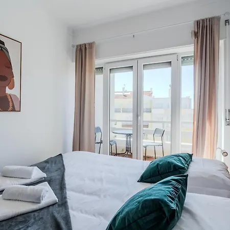 Casa Do Terraco - Center Of Santa Cruz With Sea View