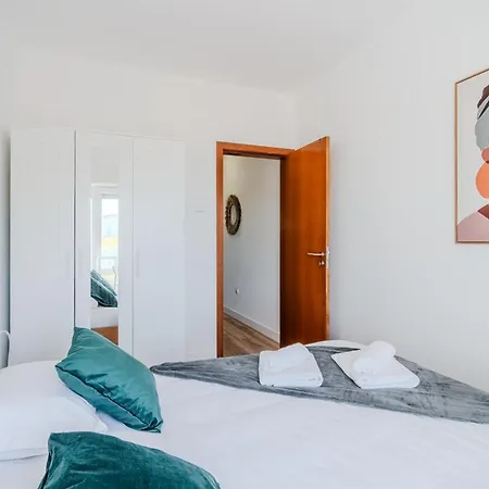 Casa Do Terraco - Center Of With Sea View Apartment *