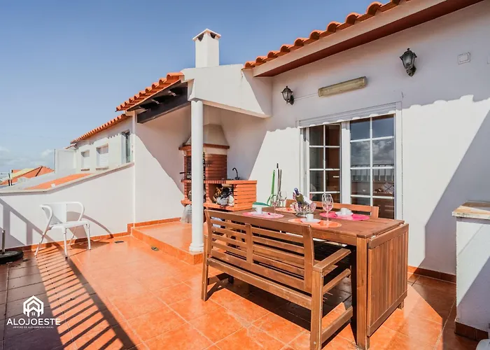 Апартаменты Casa Do Terraco - Center Of With Sea View Санта-Круш